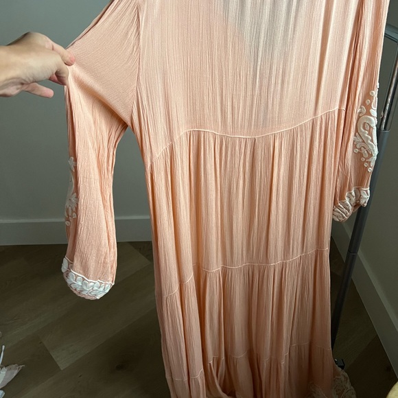 Z&L Bohemian Embroidered Peasant Long Sleeve Maxi Dress - Picture 8 of 8